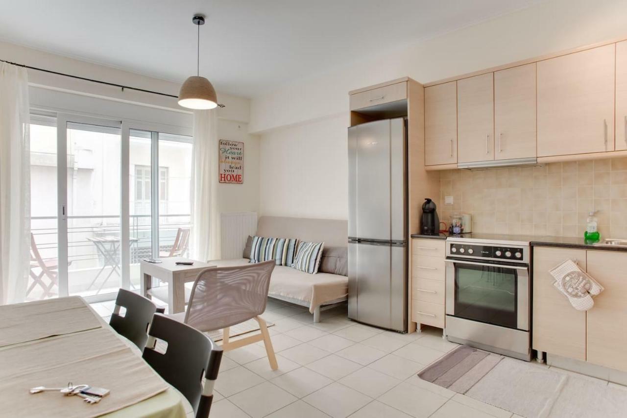 Melina'S Apartment By The Tube เอเธนส์ ภายนอก รูปภาพ