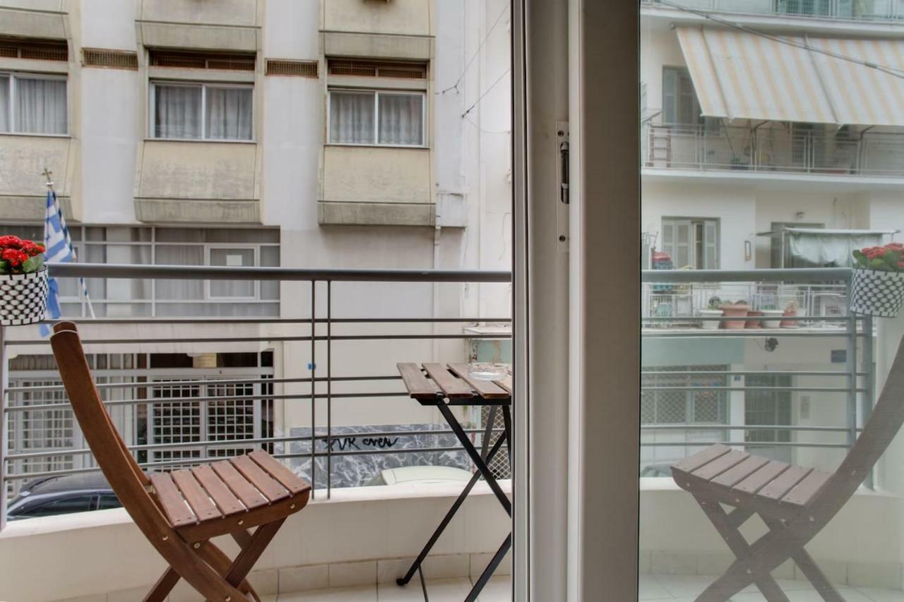 Melina'S Apartment By The Tube เอเธนส์ ภายนอก รูปภาพ