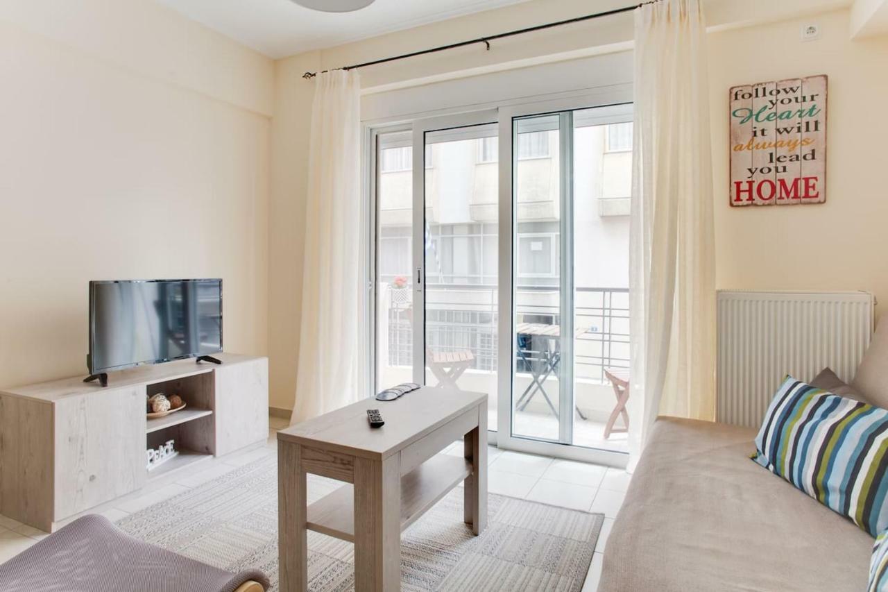 Melina'S Apartment By The Tube เอเธนส์ ภายนอก รูปภาพ