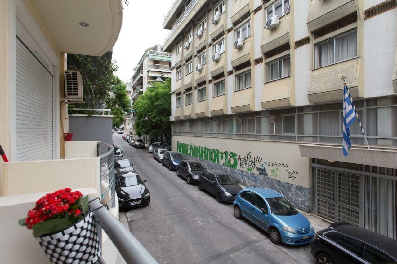 Melina'S Apartment By The Tube เอเธนส์ ภายนอก รูปภาพ